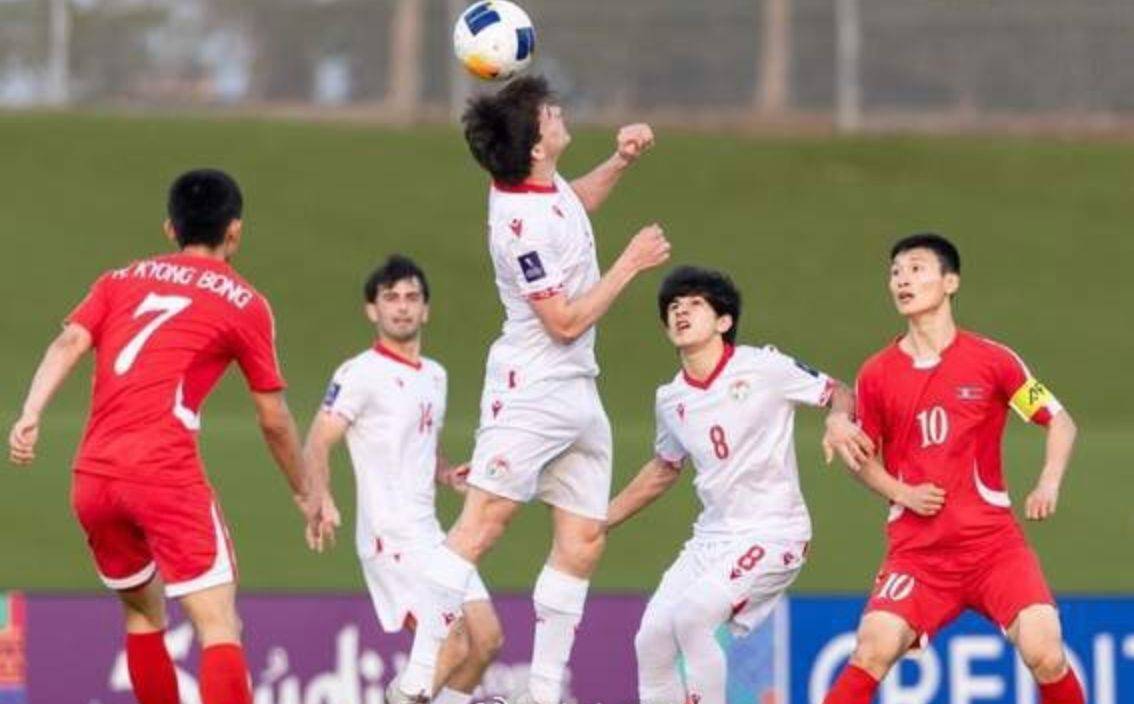 关于足球赛场上的强强对话激发球员斗志的信息