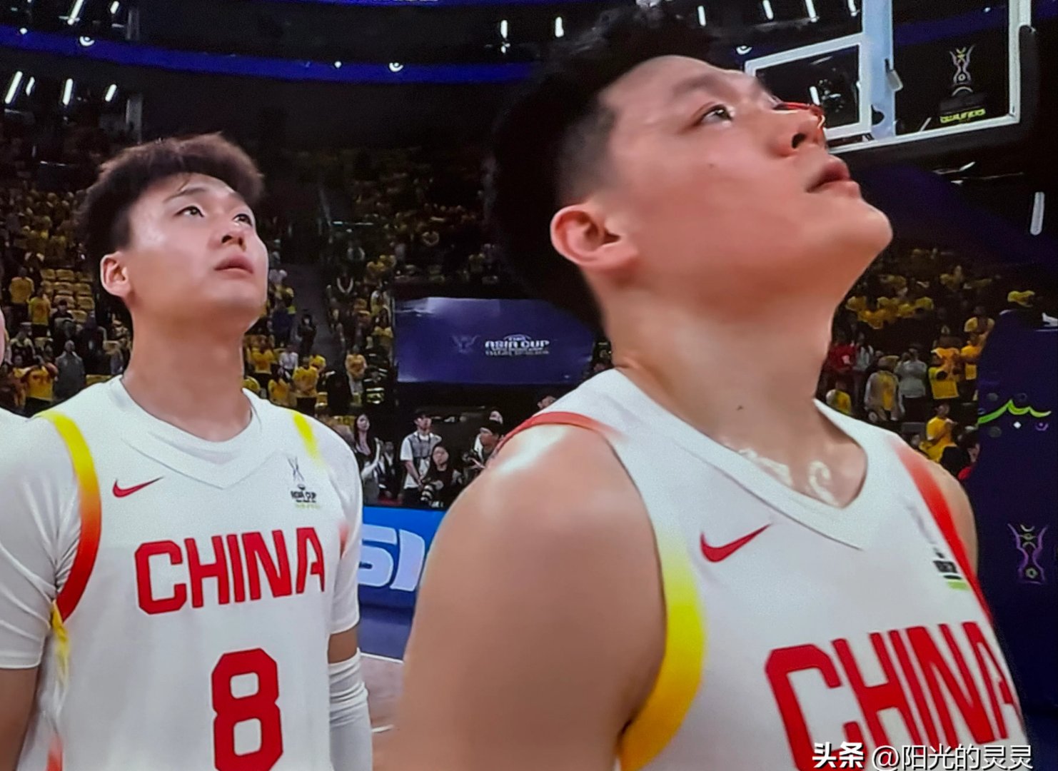 中国男篮联赛掀起热潮，球迷争相观战 
