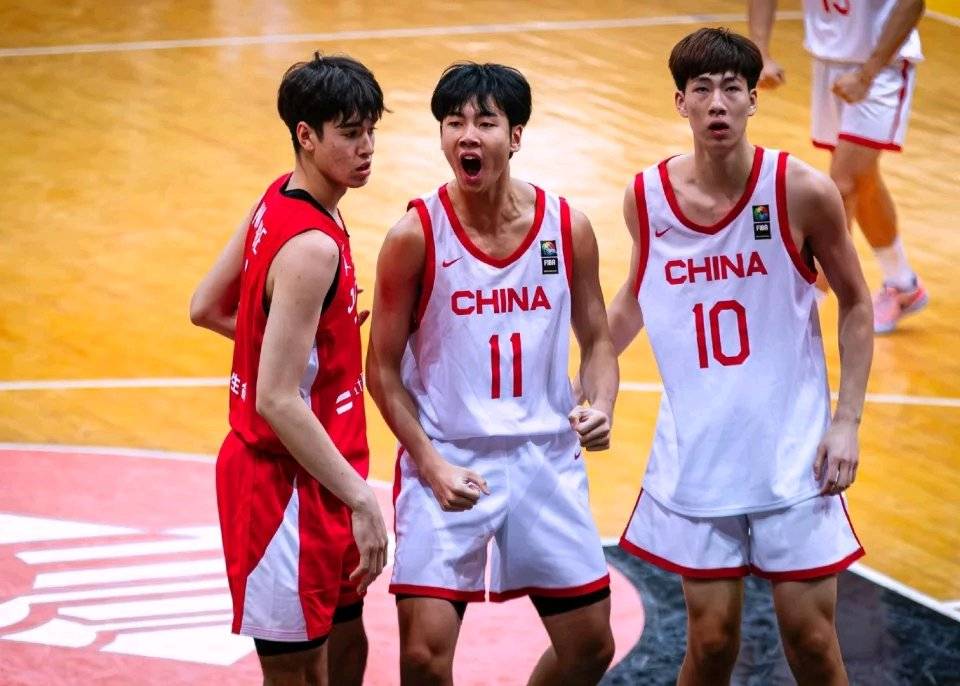 包含亚洲篮球锦标赛开幕，中国实力雄厚的词条