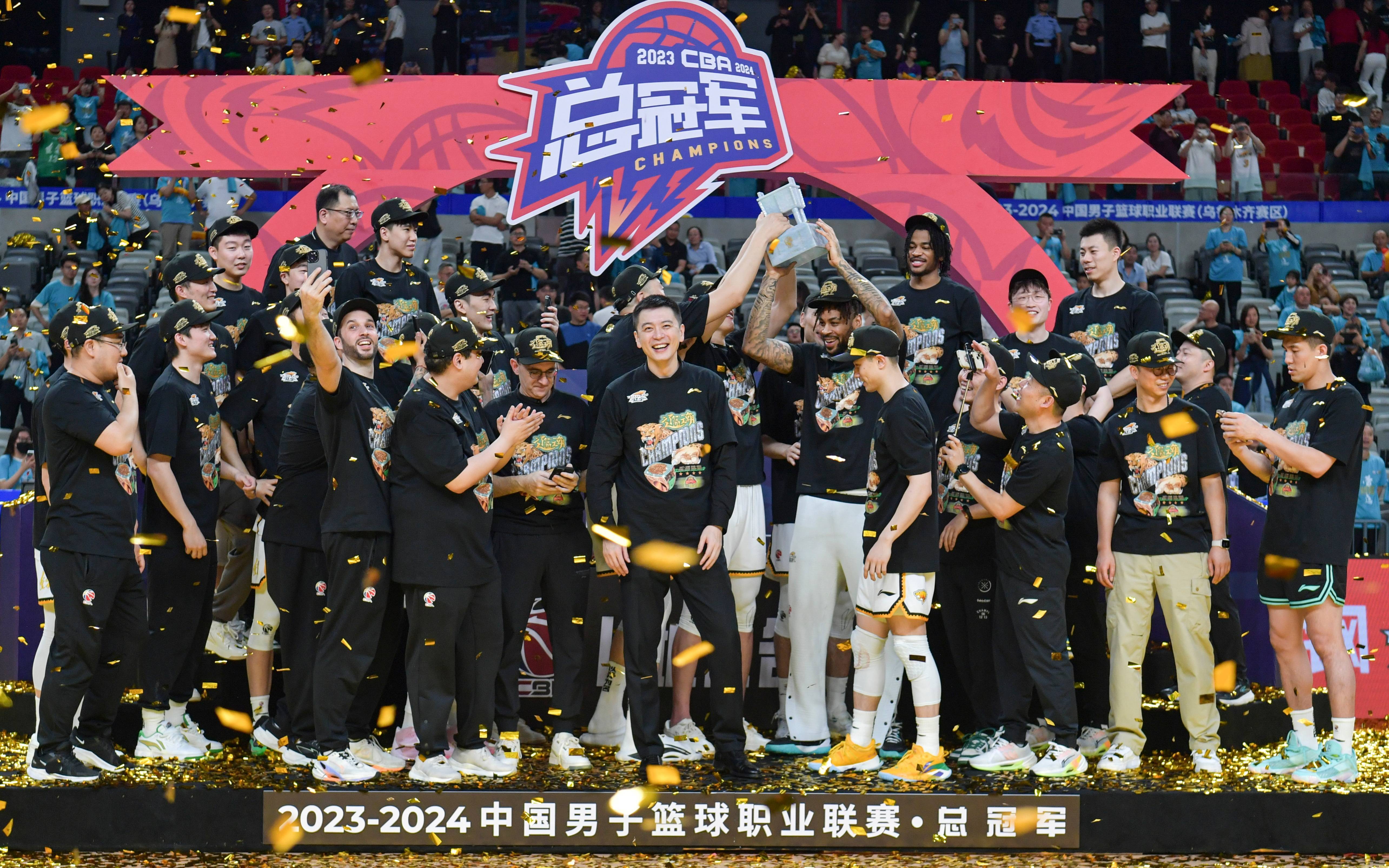 辽宁男篮实力雄厚，对手难以阻挡 