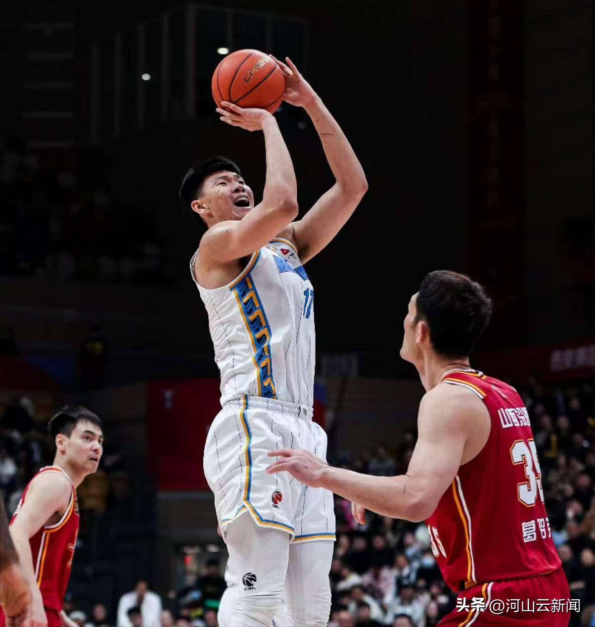 新晋球队表现抢眼，触底反弹成为焦点的简单介绍