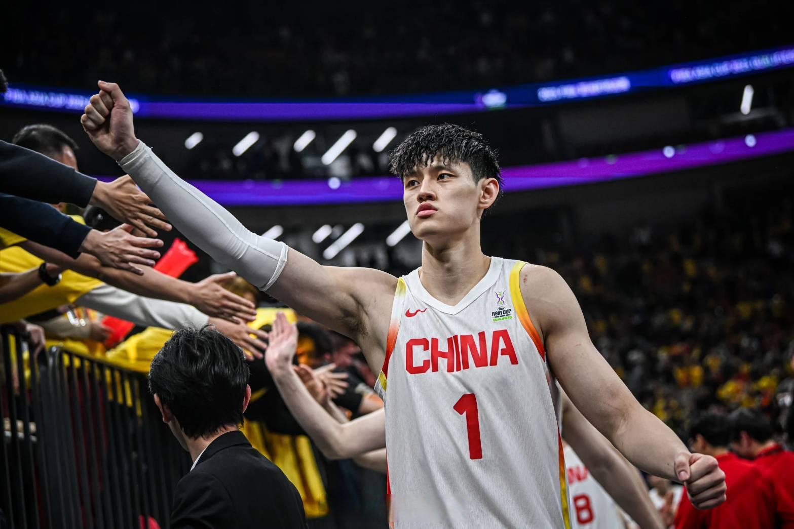 关于一网打尽：全球篮球独家报道的信息